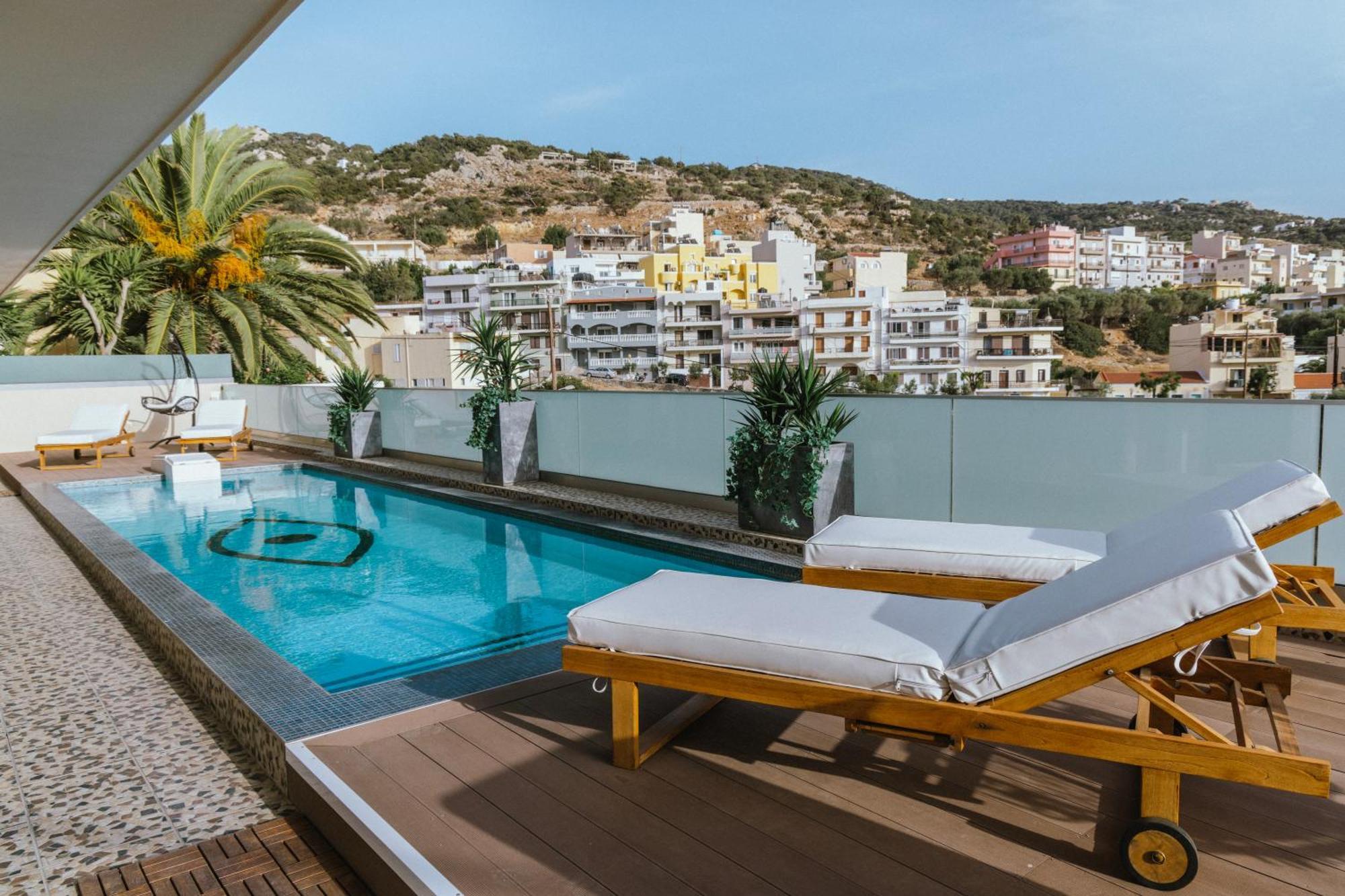 Limani Lux Apartments Karpathos Town  Exterior photo